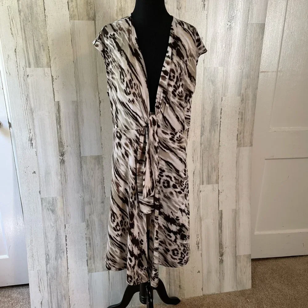 Miraclesuit Women's Size Medium Swim Must Have Cap Sleeve Dress Coverup Slinky